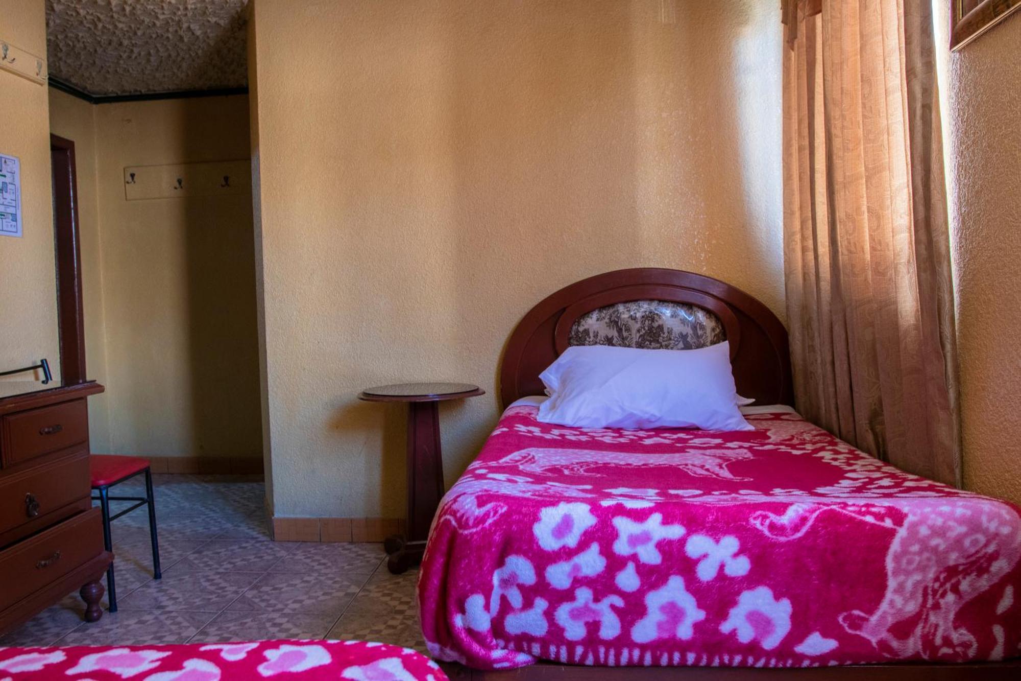 Hostal Carlos Luis كويتو المظهر الخارجي الصورة
